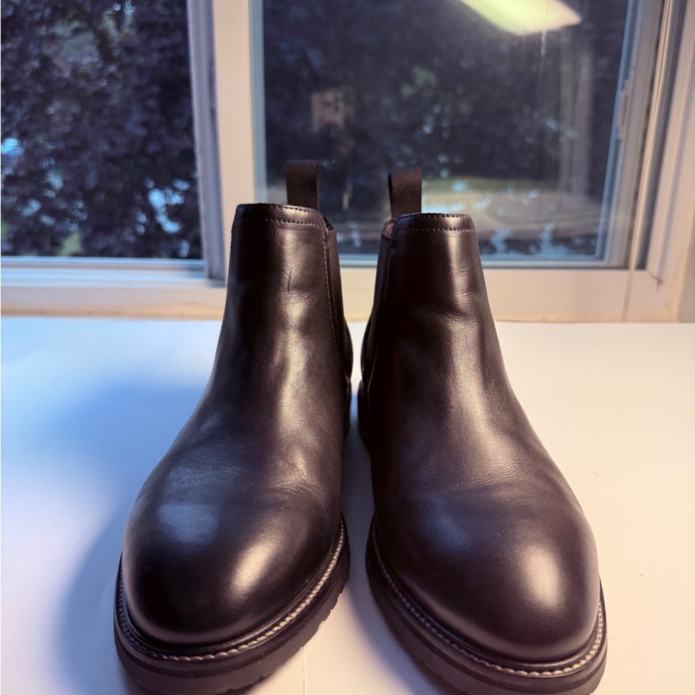 COLE HAAN MENS BLACK BERKSHIRE LUG CHELSEA BOOT SIZE 8 MEDIUM - Picture 7 of 14
